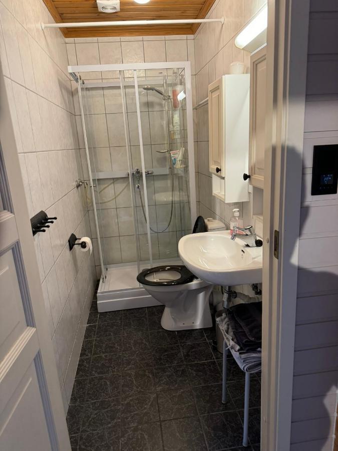 Very Centrally Located Apartment With Free Parking ทรอมโซ ภายนอก รูปภาพ